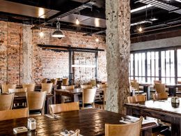 Restaurant & Bar Fit-Out for Sale – Negotiate Your Own Lease