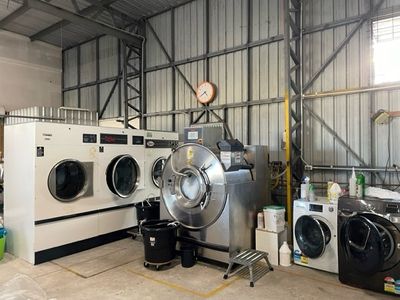 established-reputable-dry-cleaners-laundry-service-business-for-sale-1