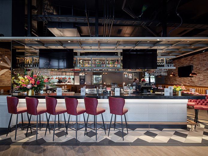 get-into-the-hospitality-business-with-australias-1-american-bar-grill-3
