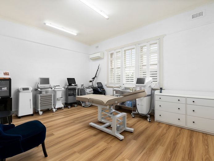business-for-sale-dermission-skin-clinic-4