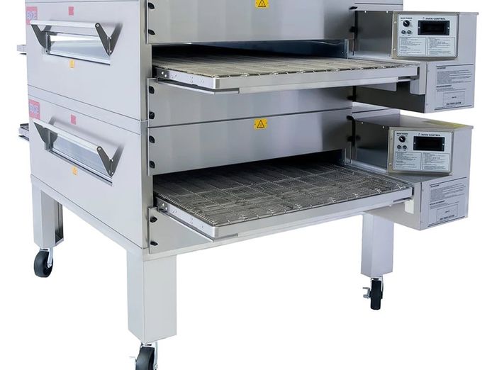 licensed-pizzeria-pizza-restaurant-templestowe-rent-560-2