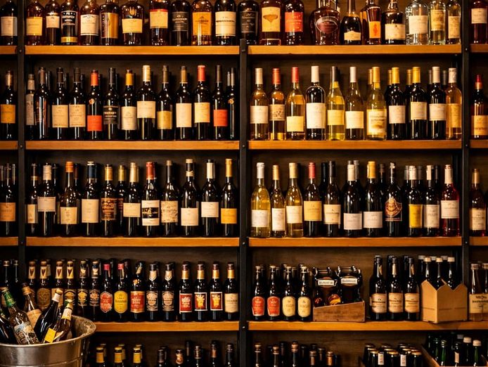 bottle-shop-amp-cigarette-store-in-box-hill-rent-600p-w-2