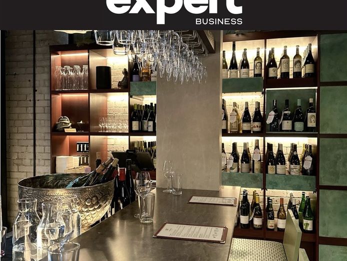 stunning-wine-bar-4-nights-trade-western-suburbs-0