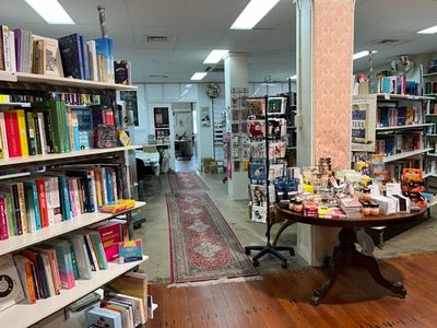 bookshop-for-sale-1