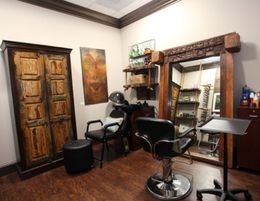 Own a Phenix Salon Suites® Franchise 