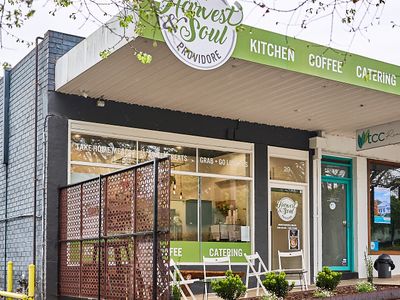established-macedon-ranges-providore-cafe-catering-business-leasehold-5