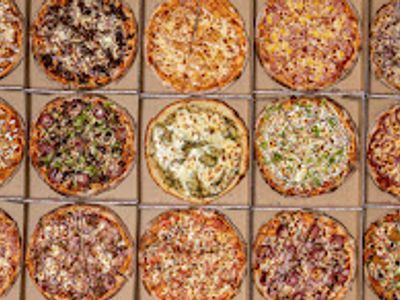 takeaway-woodfired-pizza-shop-2