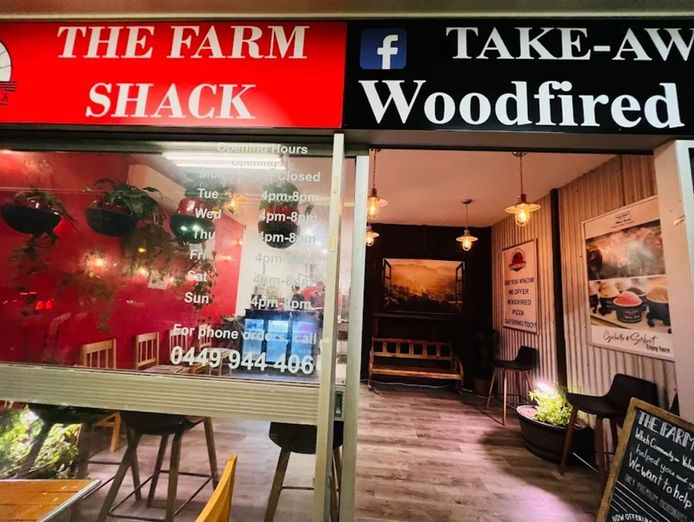 takeaway-woodfired-pizza-shop-0