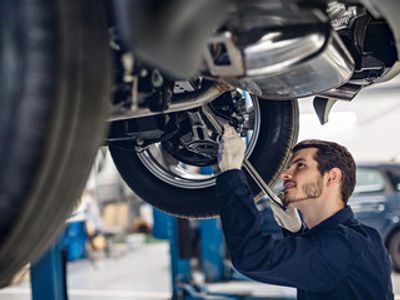 automotive-mechanical-repairs-and-tyre-franchise-workshop-0