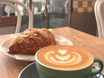 newly-renovated-beachside-cafe-for-sale-5