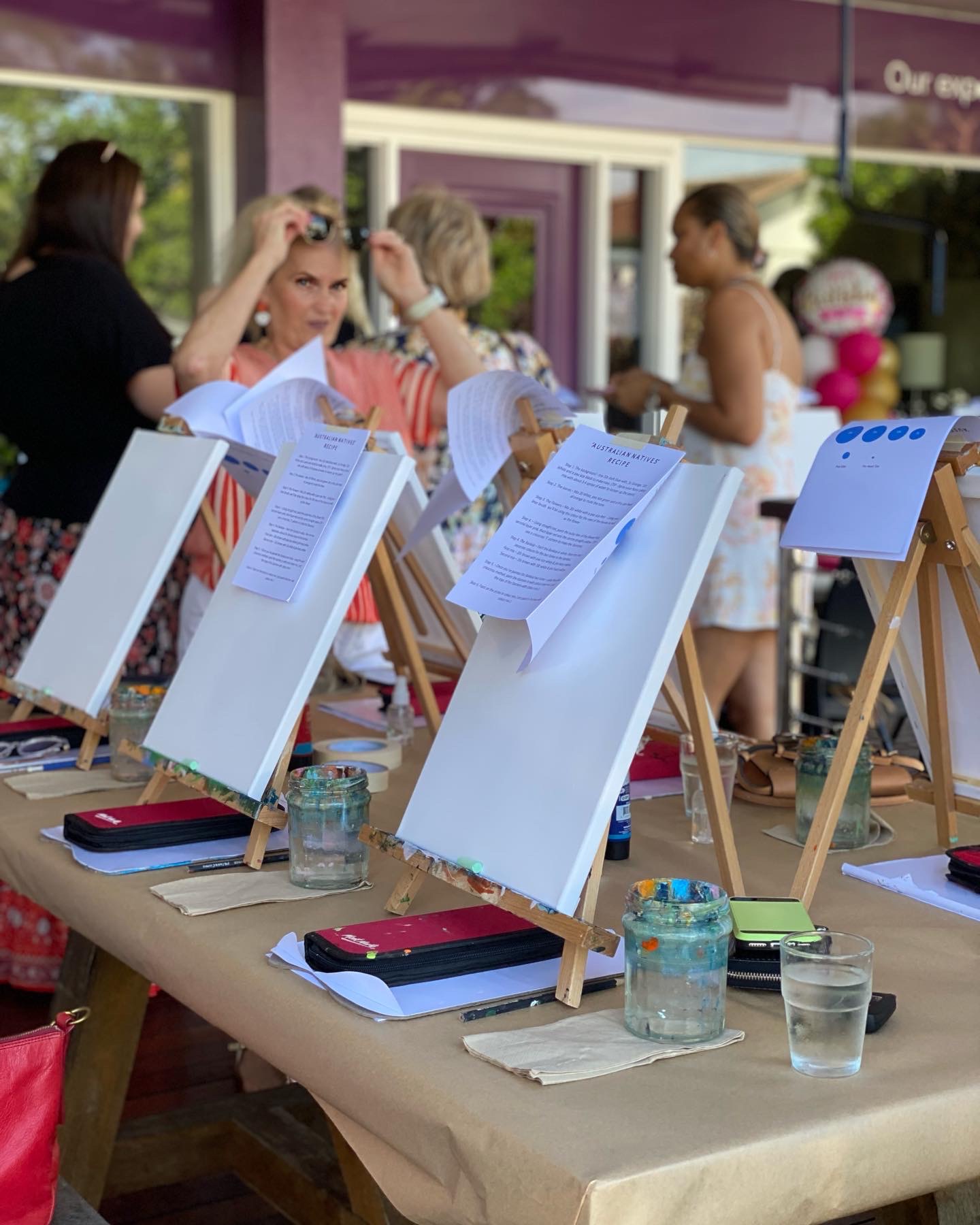 Paint N' Sip Studio / Cairns / Chalk & Cheese Paint Studio in Cairns