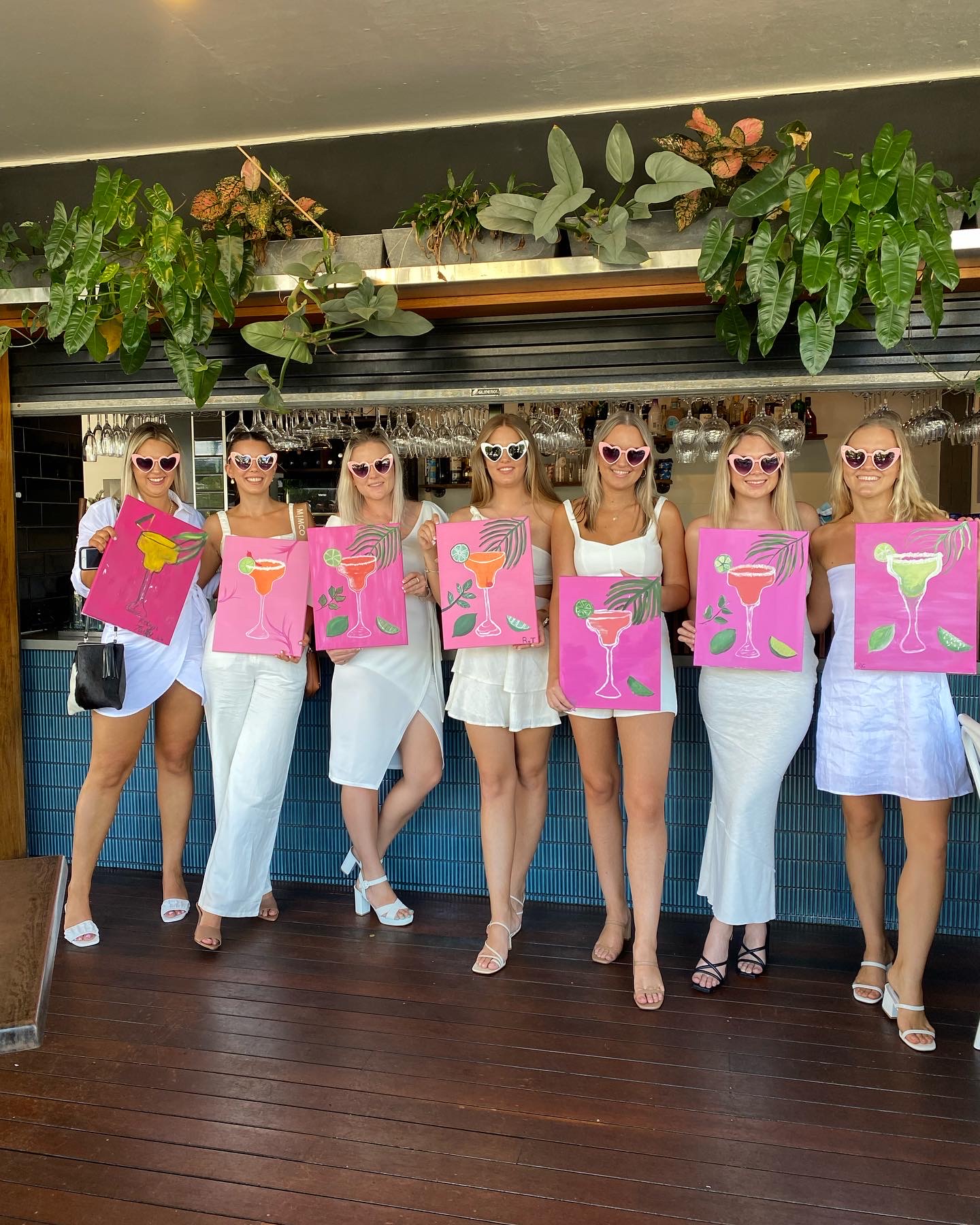 Paint N' Sip Studio / Cairns / Chalk & Cheese Paint Studio in Cairns