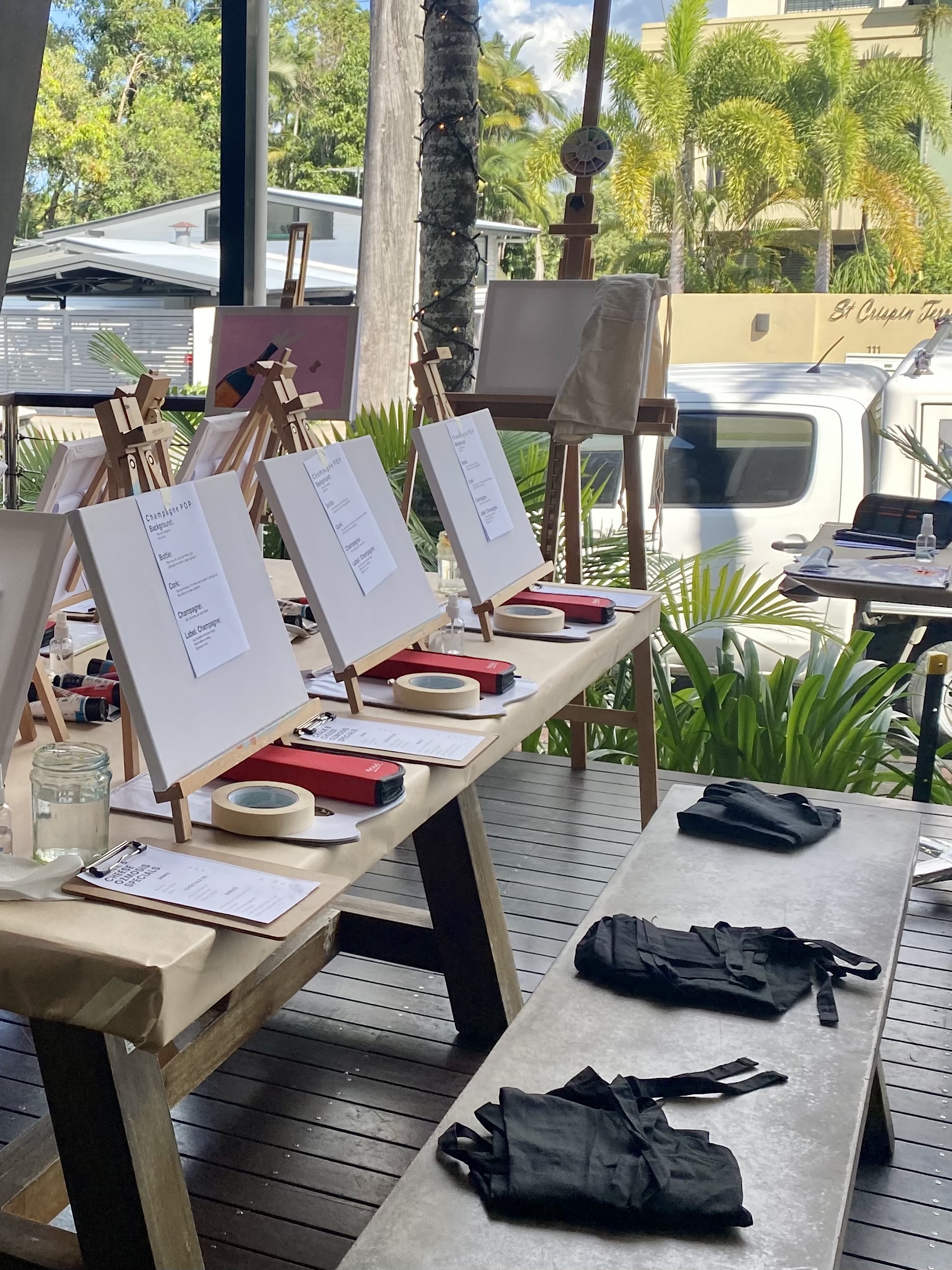 Paint N' Sip Studio / Cairns / Chalk & Cheese Paint Studio in Cairns