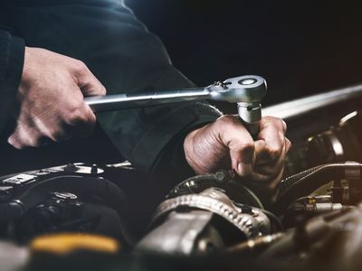 automotive-mechanical-tyre-workshop-0
