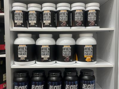 health-amp-supplement-retail-store-4
