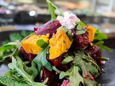 charcoal-chicken-amp-salad-bar-2