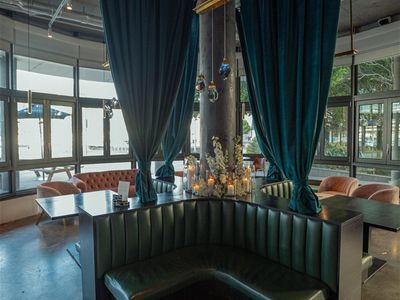 cafe-restaurant-docklands-waterfront-4