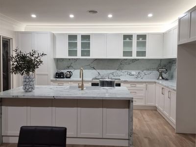 kitchen-cabinets-cabinet-maker-0