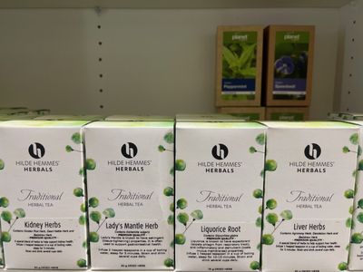 health-amp-supplement-retail-store-6