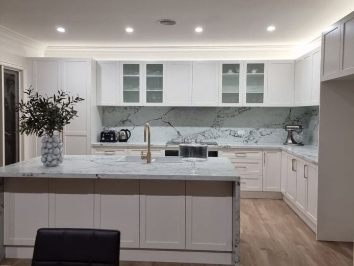 kitchen-cabinets-cabinet-maker-0