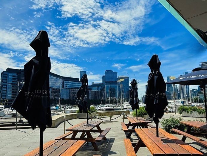 cafe-restaurant-docklands-waterfront-8