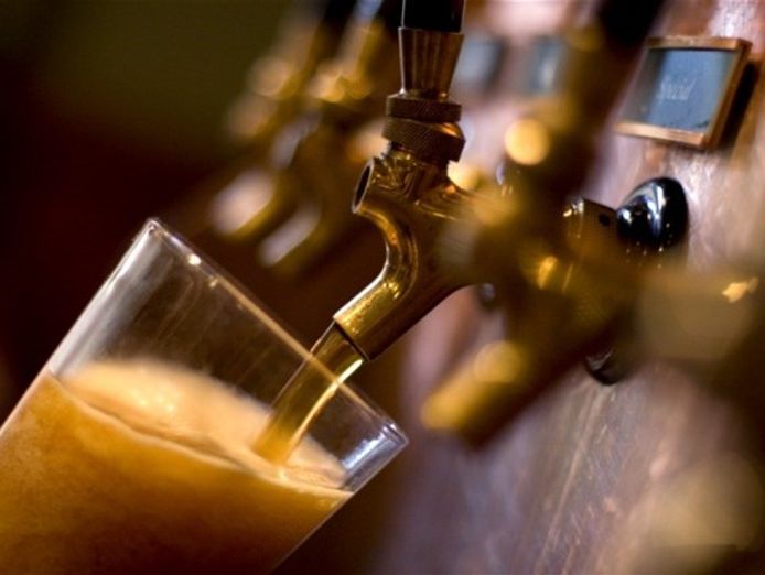 iconic-pizza-craft-beer-bar-venue-0