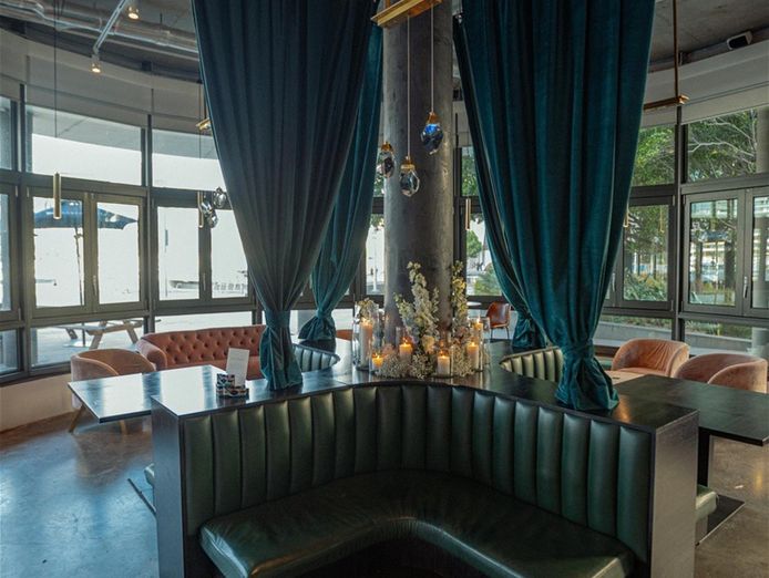 cafe-restaurant-docklands-waterfront-4