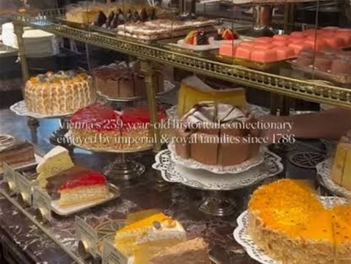 iconic-cafe-patisserie-cakes-0