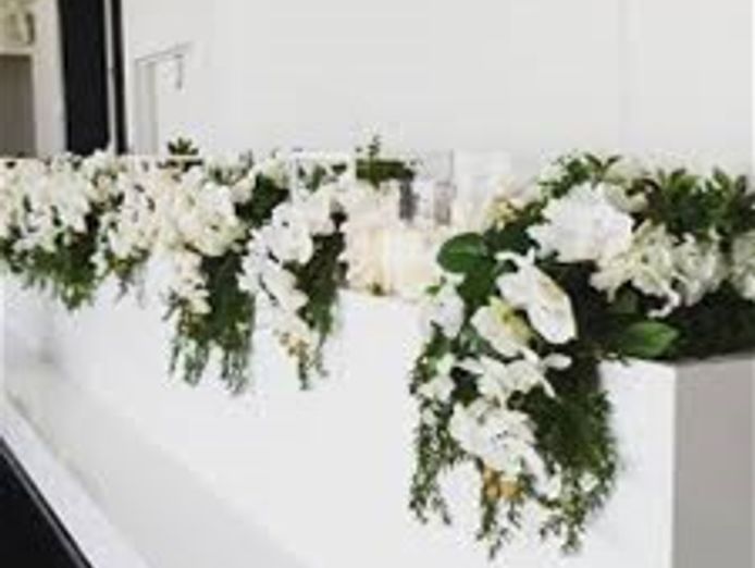 custom-floral-design-and-event-styling-4