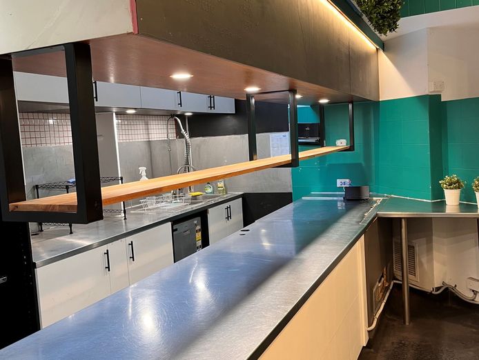 food-hospitality-business-freehold-opportunity-2