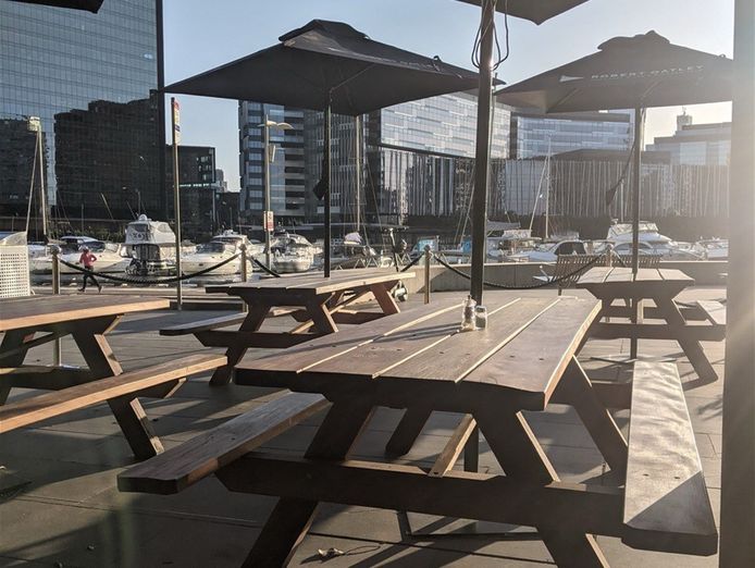 cafe-restaurant-docklands-waterfront-6