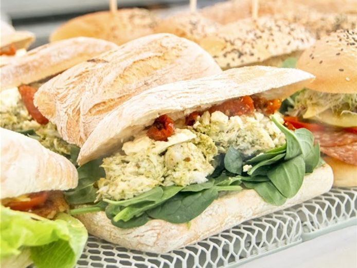 cafe-coffee-shop-pastries-0