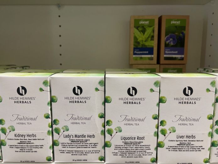 health-amp-supplement-retail-store-6