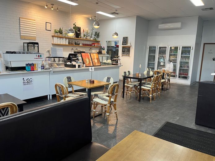 cafe-takeaway-1