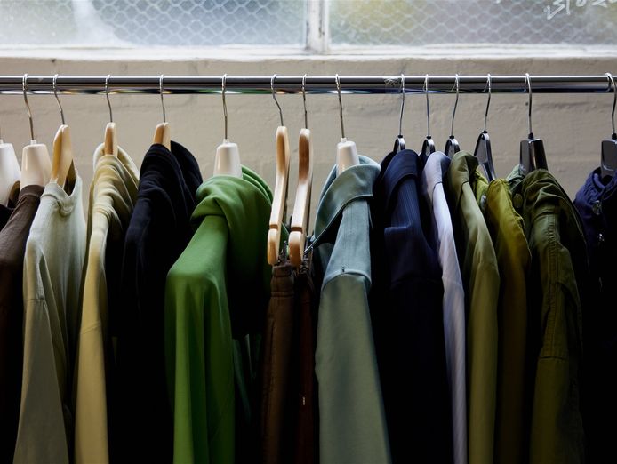 online-clothing-retailer-0