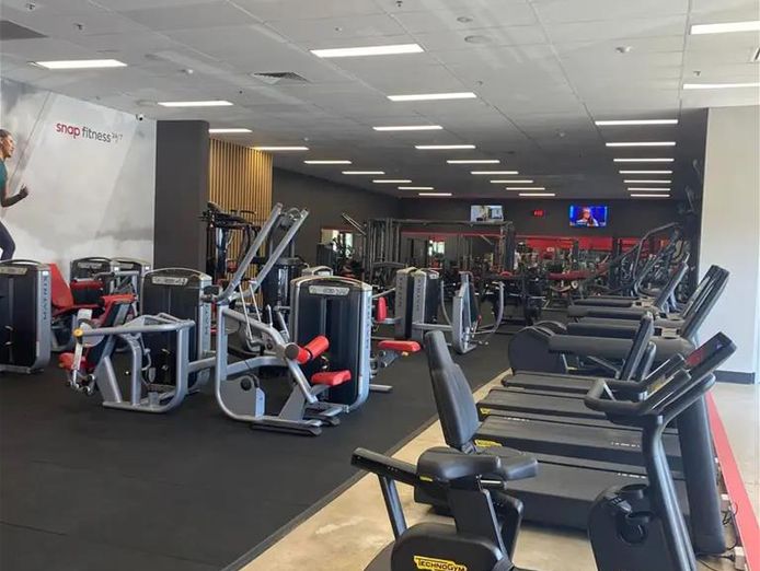 dual-24-7-snap-fitness-clubs-3