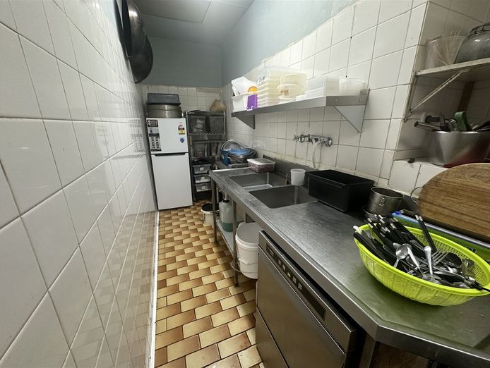 prime-inner-south-canberra-asian-fusion-restaurant-price-reduced-4