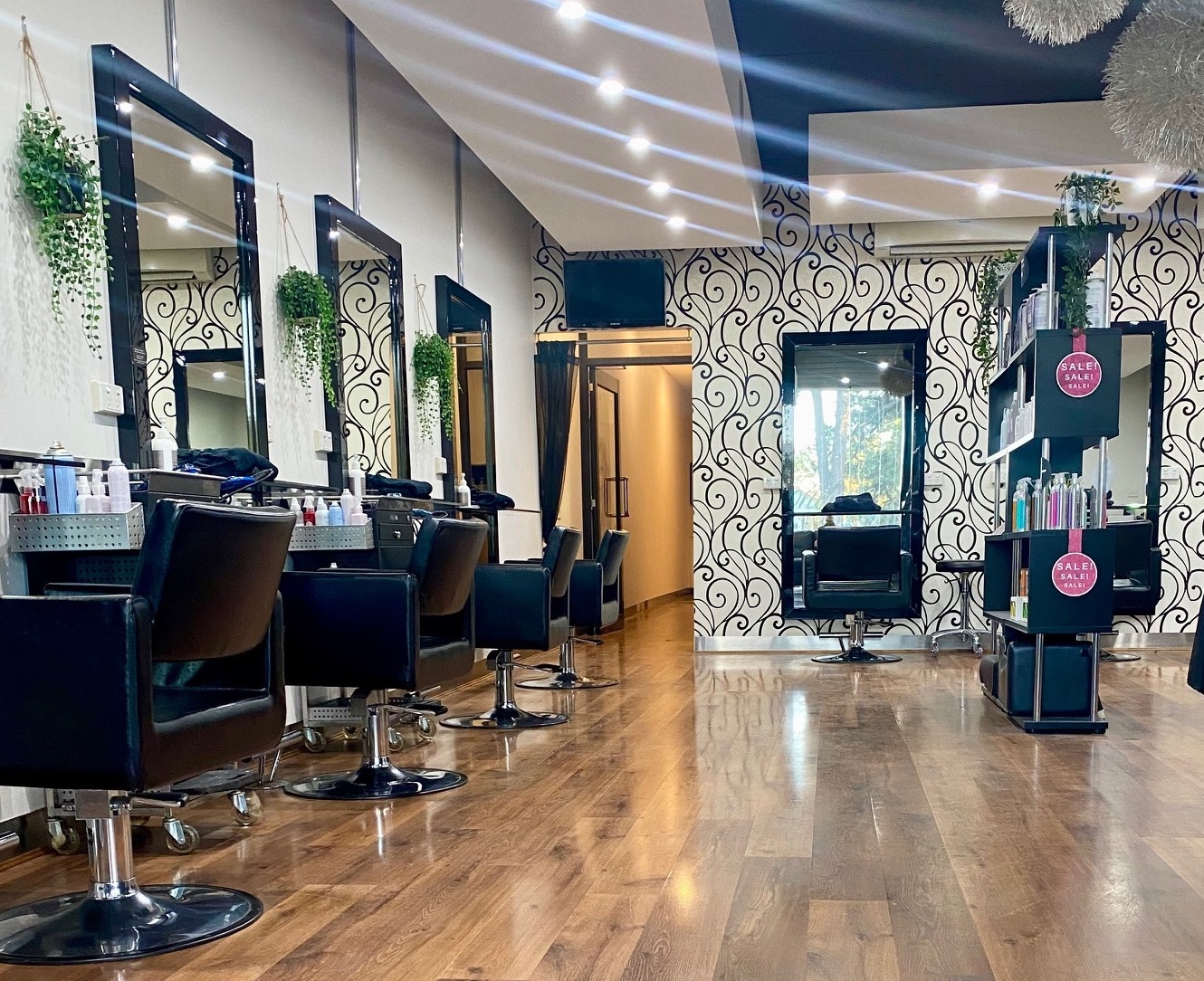 Hairdressing and Beauty Salon Chirnside Park, VIC in Chirnside Park