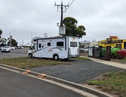 Motorhome Hire Business with Vehicle Cabinets Trailer Sales – Ballarat, VIC