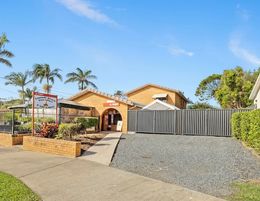 Freehold Seaside Post Office with 4 Bedroom Home and Pool – Corindi Beach, NSW
