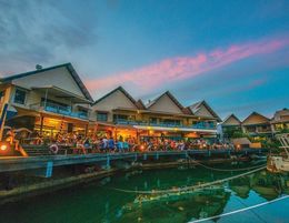 Licensed Seafood Restaurant – Eat in and Takeaway – Darwin, NT
