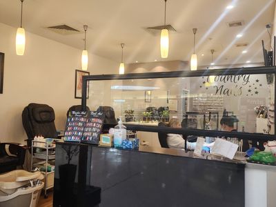 under-offer-busy-nail-salon-in-popular-shopping-centre-grafton-nsw-1