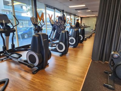 24-7-gym-plus-dance-yoga-studio-investor-wanted-mount-druitt-nsw-4