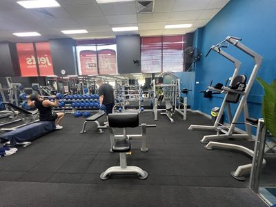 under-offer-modern-24-7-fitness-centre-hawthorn-vic-2