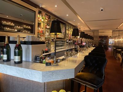 licensed-bespoke-cocktail-bar-and-restaurant-balwyn-vic-0