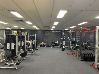 fully-equipped-24-7-jetts-gym-franchise-hawthorn-vic-0