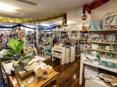 retail-store-in-a-vibrant-lifestyle-location-perfect-sea-change-opportunity-in-8