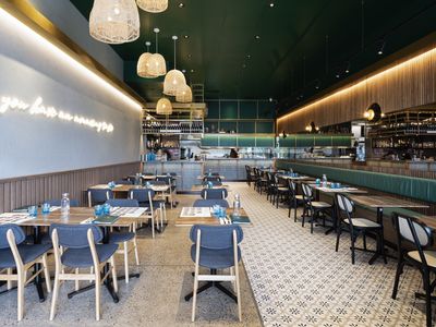 fully-licensed-thai-restaurant-glenmore-park-nsw-0