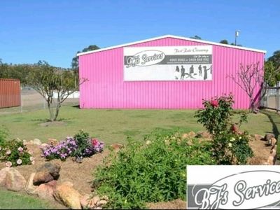 under-offer-commercial-laundry-and-cleaning-services-middlemount-qld-1