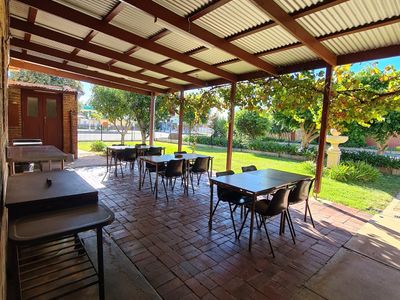 motivated-vendor-established-24-room-leasehold-motel-wentworth-nsw-4